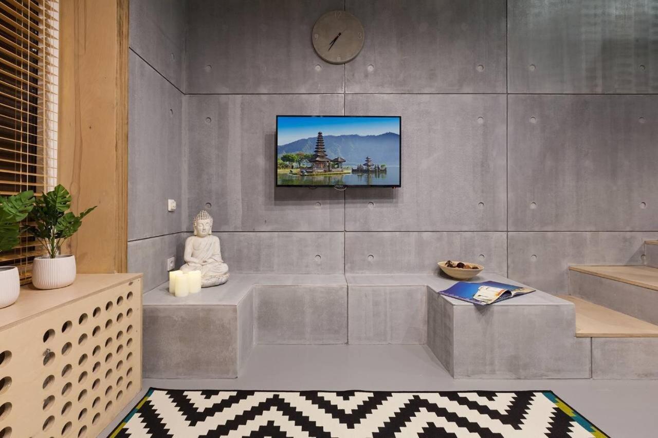 דנייפרופטרובסק Hiport Apart Hotel מראה חיצוני תמונה